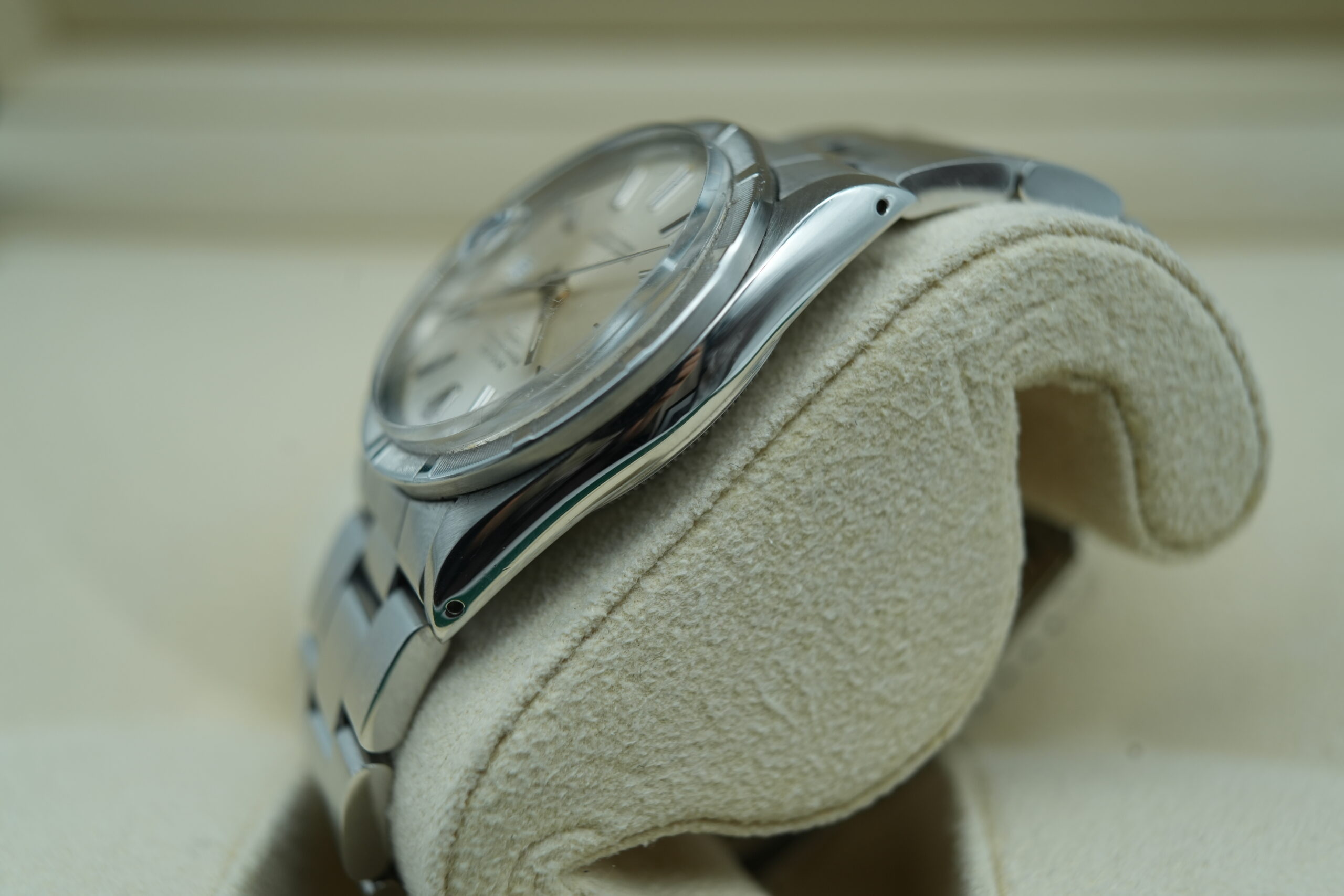 Rolex M15010 Oyster Perpetual Date Silver Dial