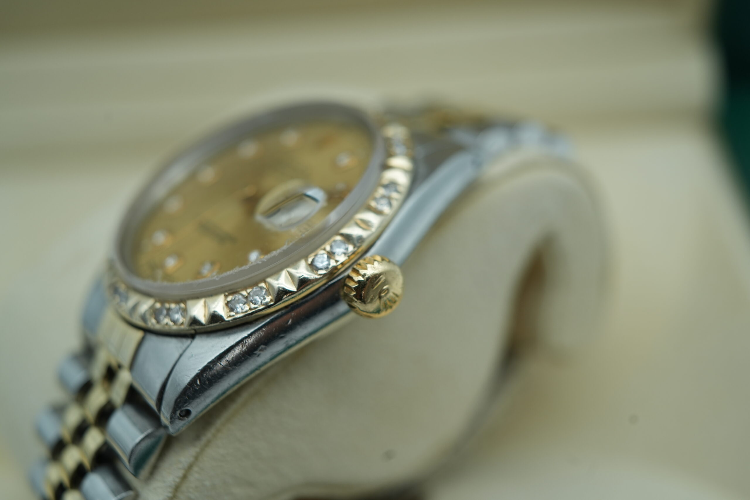 Rolex 16013 Datejust 36 Rare Pyramid Bezel