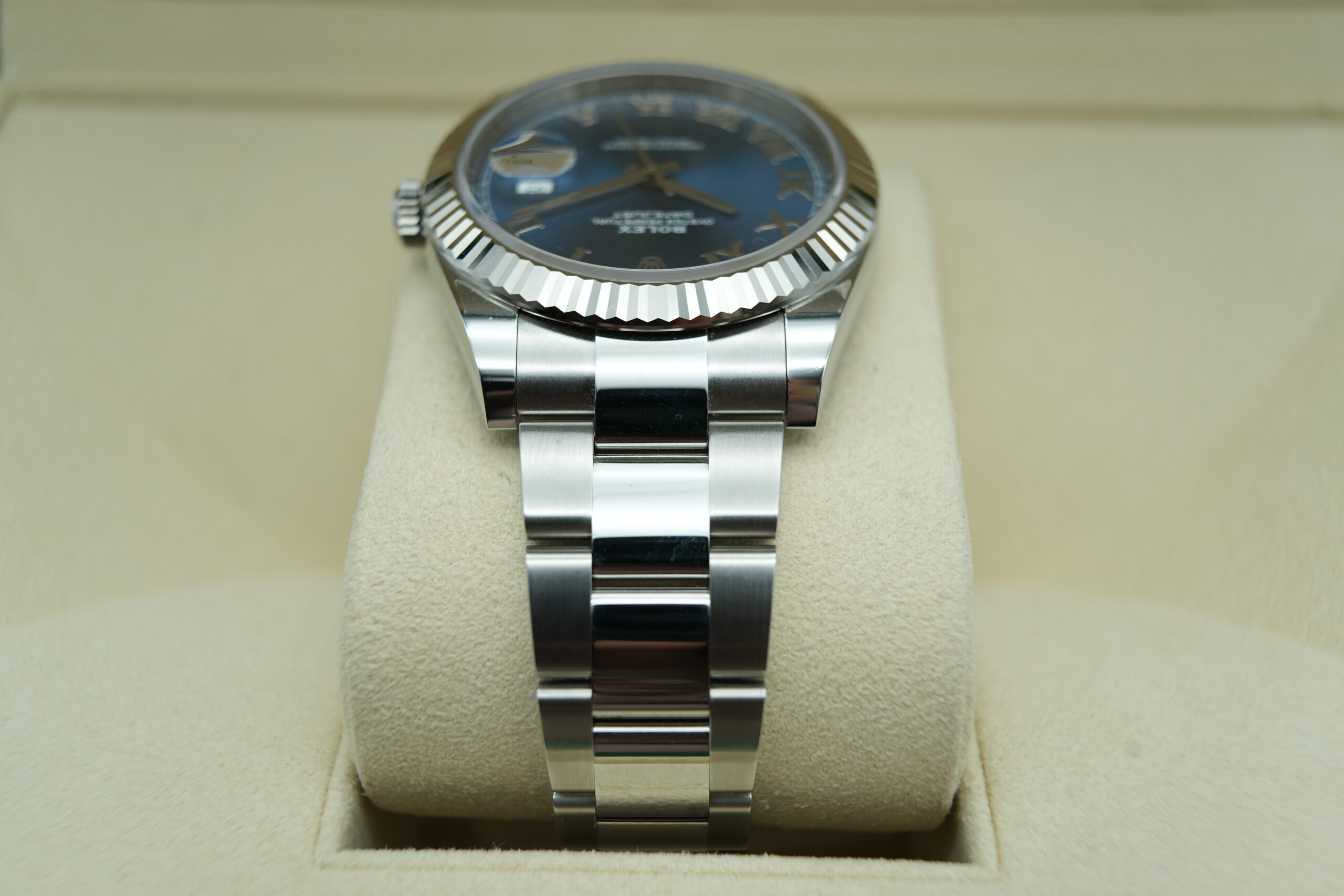 Rolex 126334 Datejust 41 Blue Roman Dial