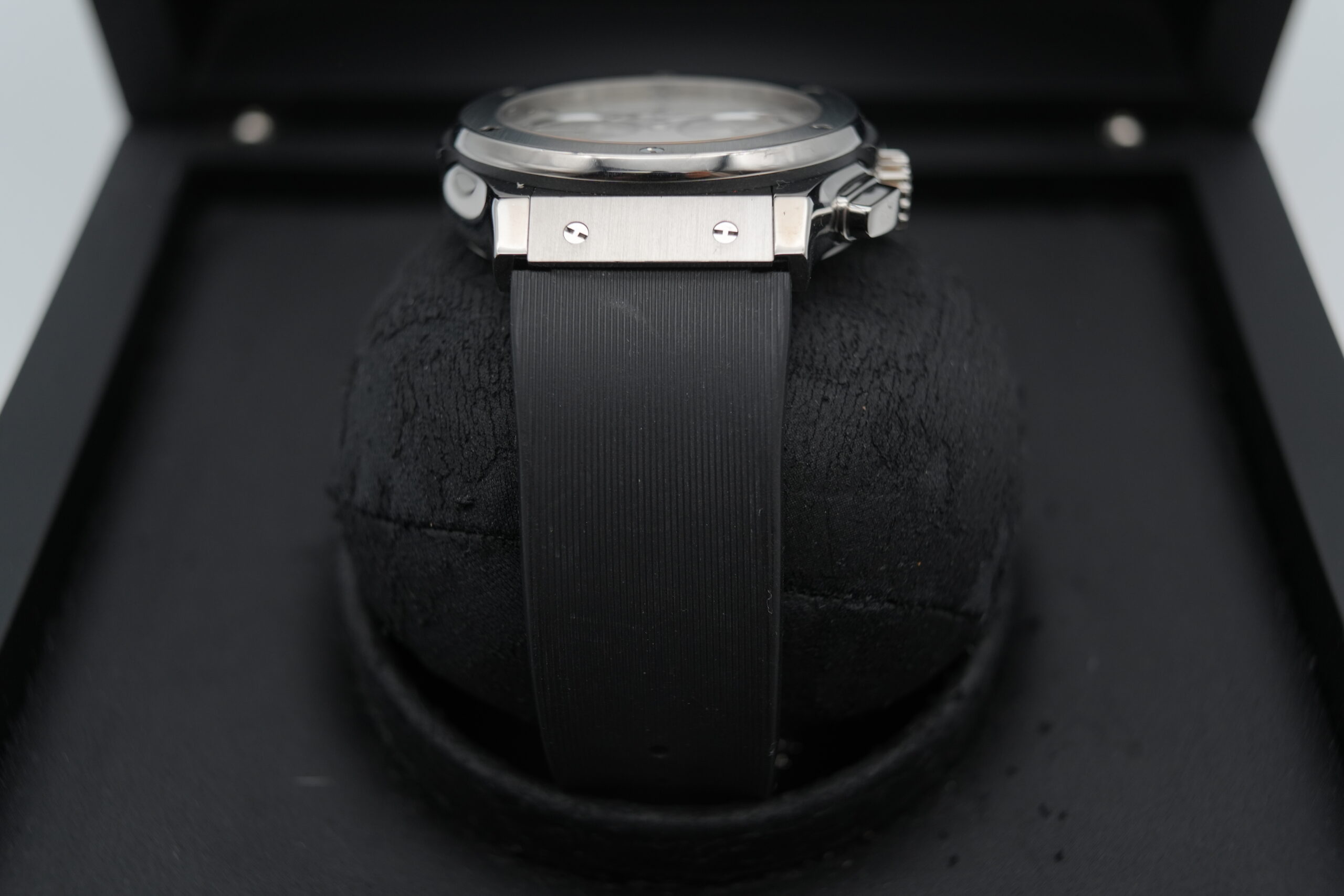Hublot 521.NX.2611.RX Classic Fusion Opaline Chronograph