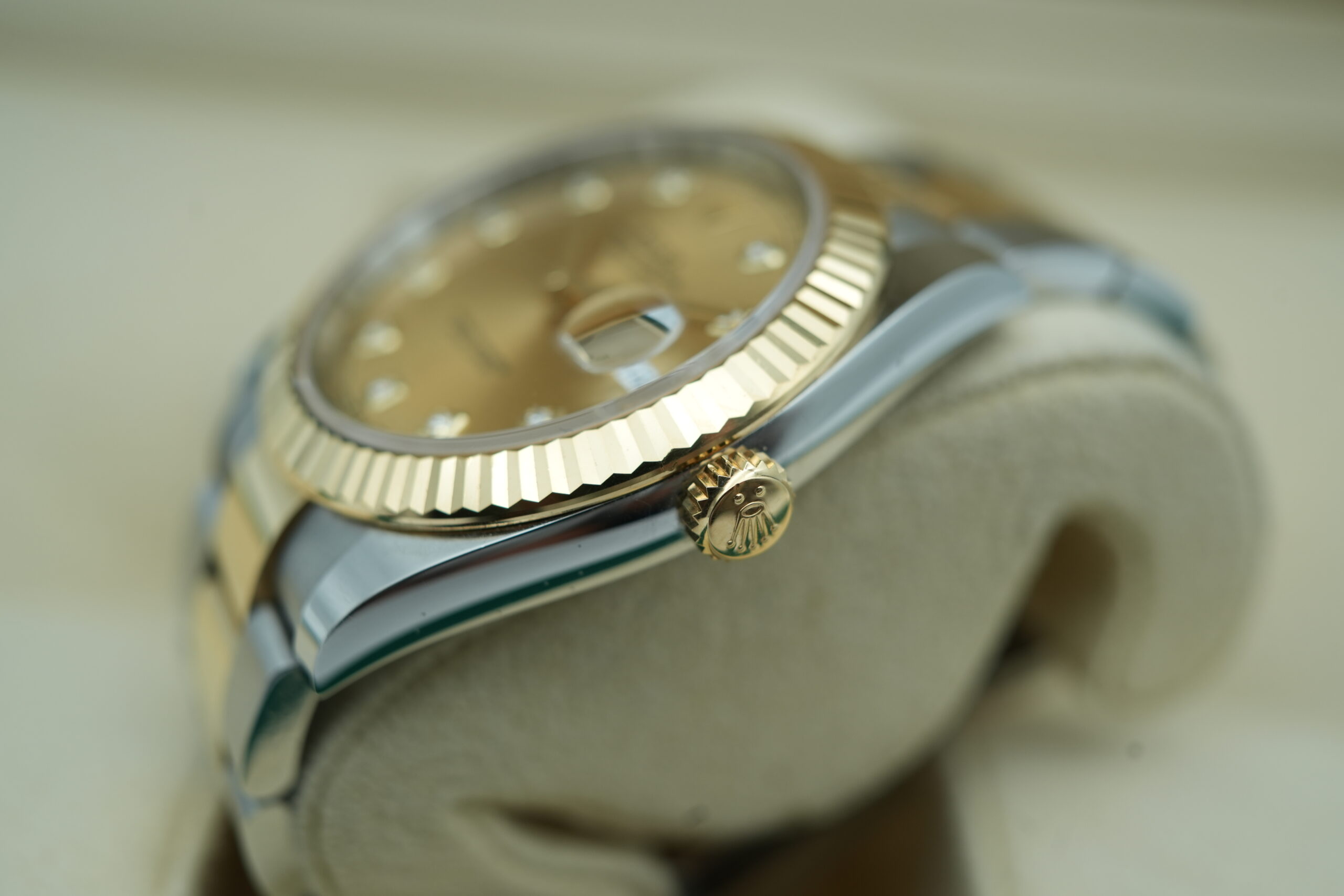 Rolex 126333 Datejust 41 Champagne Diamond Dial on Oyster