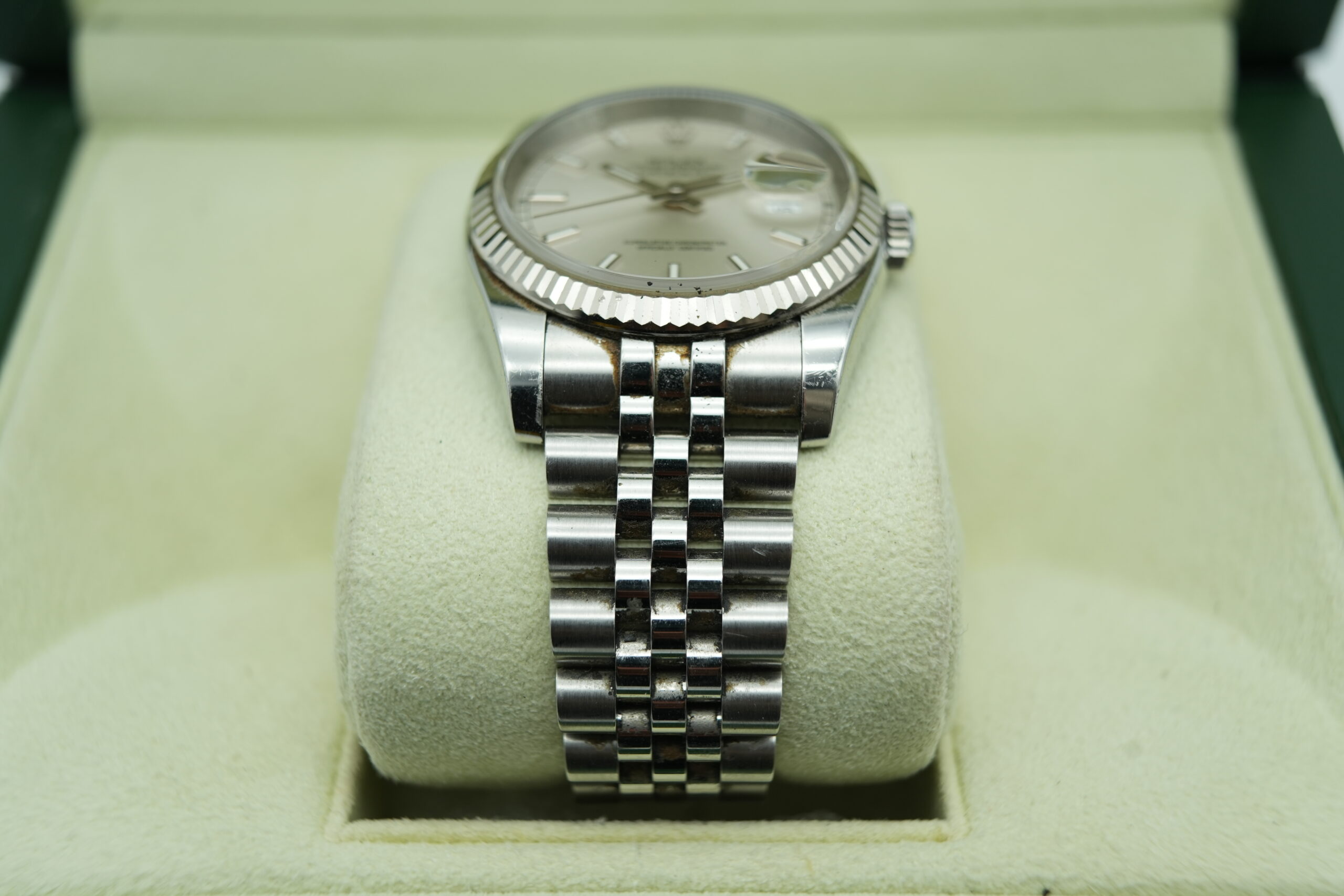 Rolex 116234 Datejust 36mm Silver Dial in Jubilee