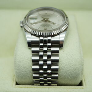 Rolex 116234 Datejust 36mm Silver Dial in Jubilee view 5