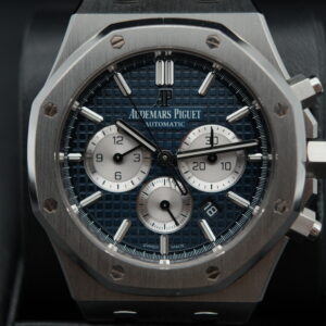 Audemars Piguet Blue Dial Oak Chrono view 2