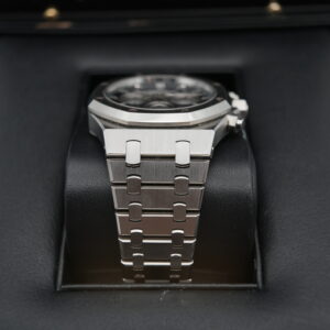Audemars Piguet Blue Dial Oak Chrono view 7