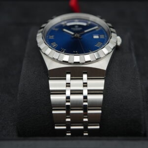 Tudor 28600 Royal Blue dial view 6