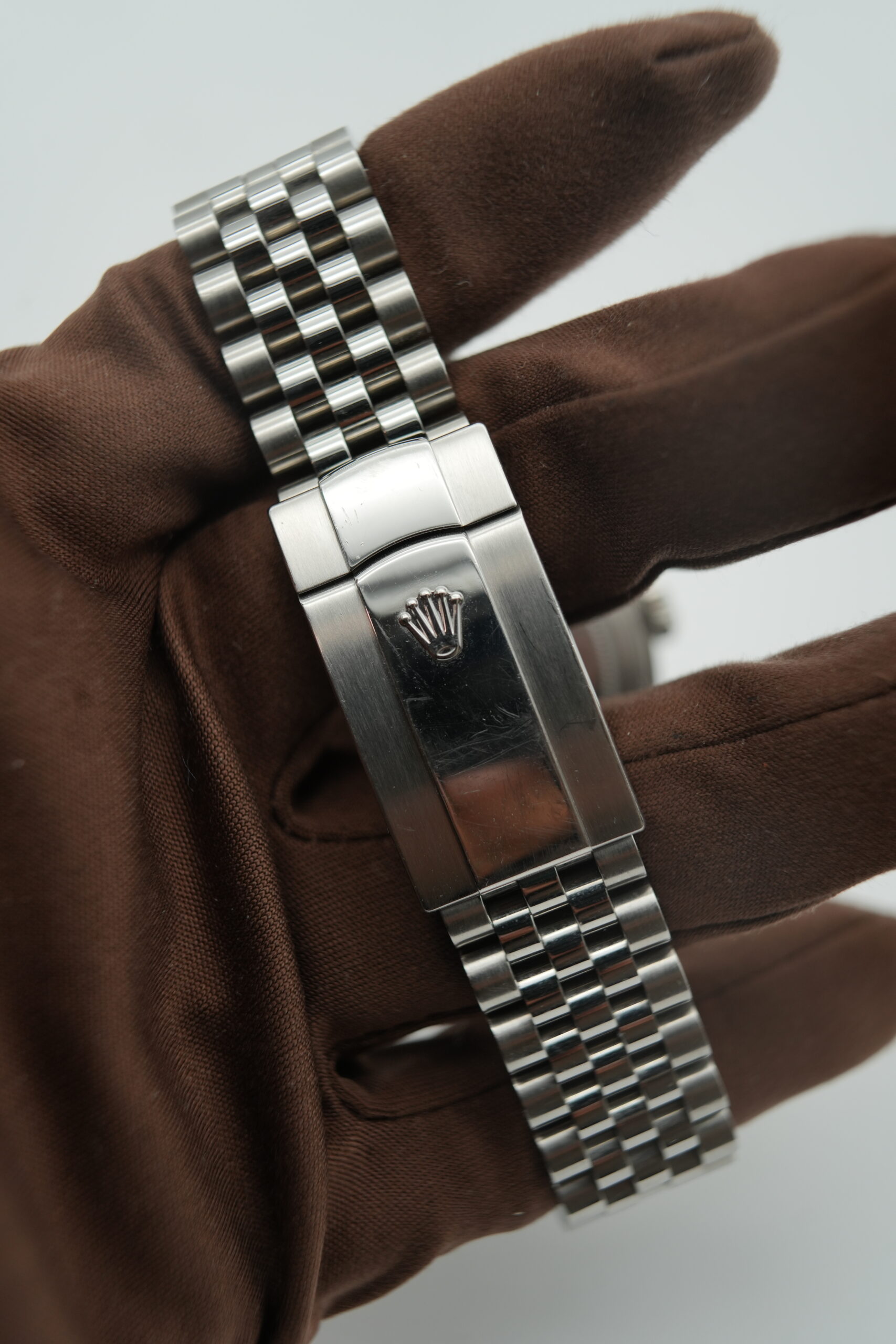 Rolex 126334 Datejust 41 Wimbledon on Jubilee