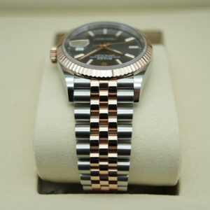 Rolex 126231 Datejust Grey Dial in Jubilee view 4