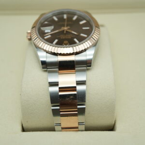 Rolex 126331 Two-Tone Datejust Chocolate Index Dial view 4