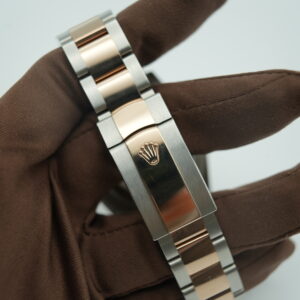 Rolex 126331 Two-Tone Datejust Chocolate Index Dial view 7