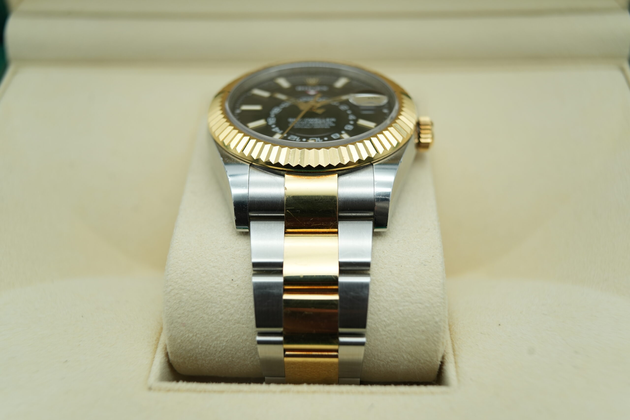 Rolex 326933 Sky-Dweller Two-Tone Black Dial