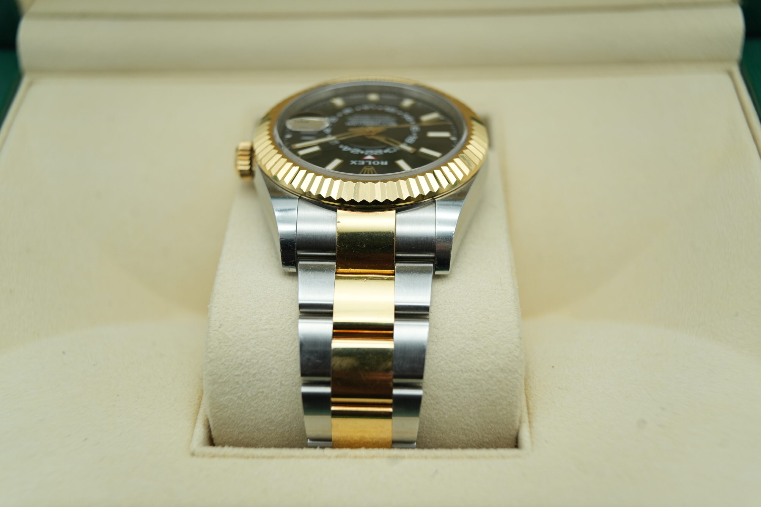 Rolex 326933 Sky-Dweller Two-Tone Black Dial