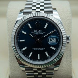Rolex 126334 Datejust 41 Blue Dial in Jubilee