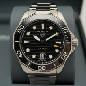 TAG Heuer WBP201A Aquaracer 300M view 2