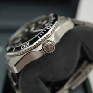 TAG Heuer WBP201A Aquaracer 300M view 4