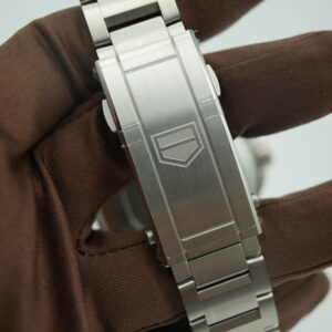 TAG Heuer WBP201A Aquaracer 300M view 7