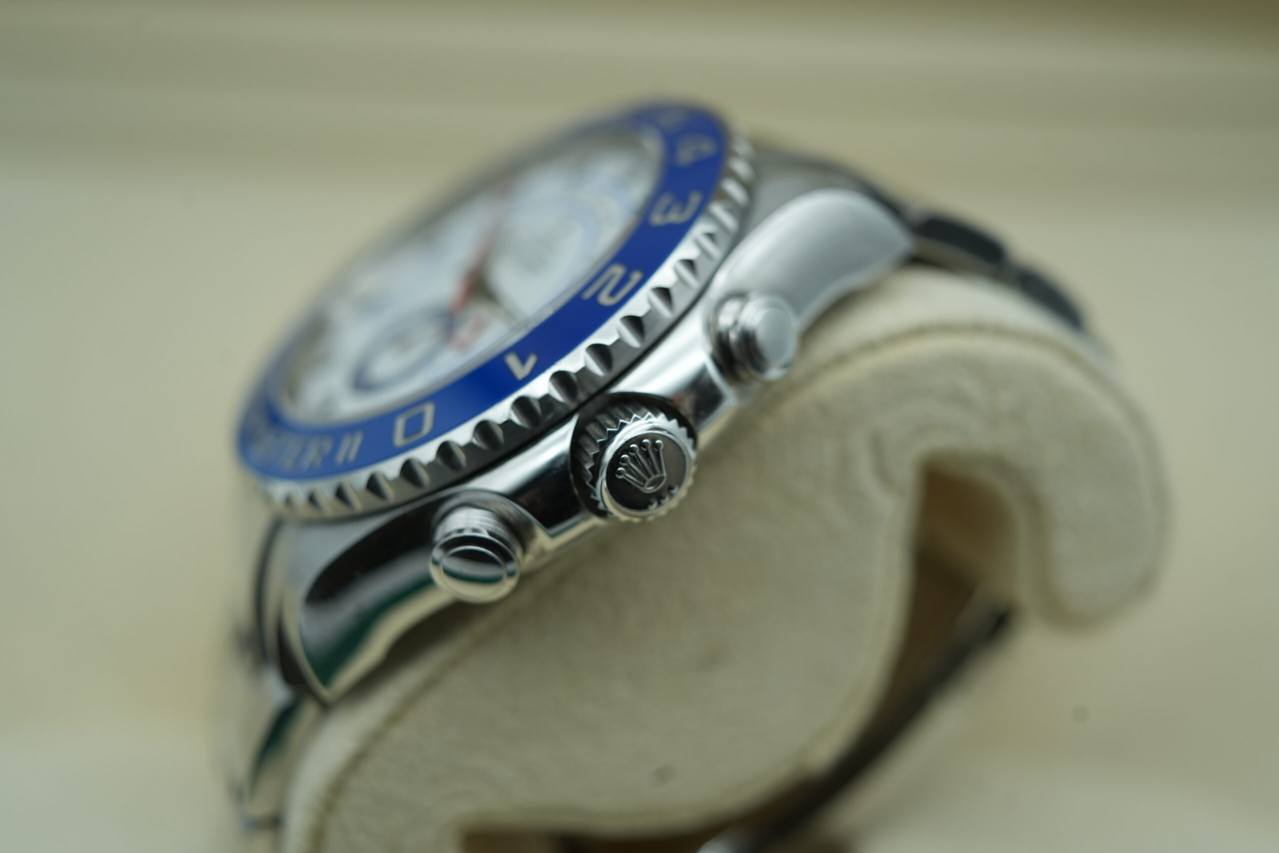 Rolex 116680 Yacht-Master II White Dial