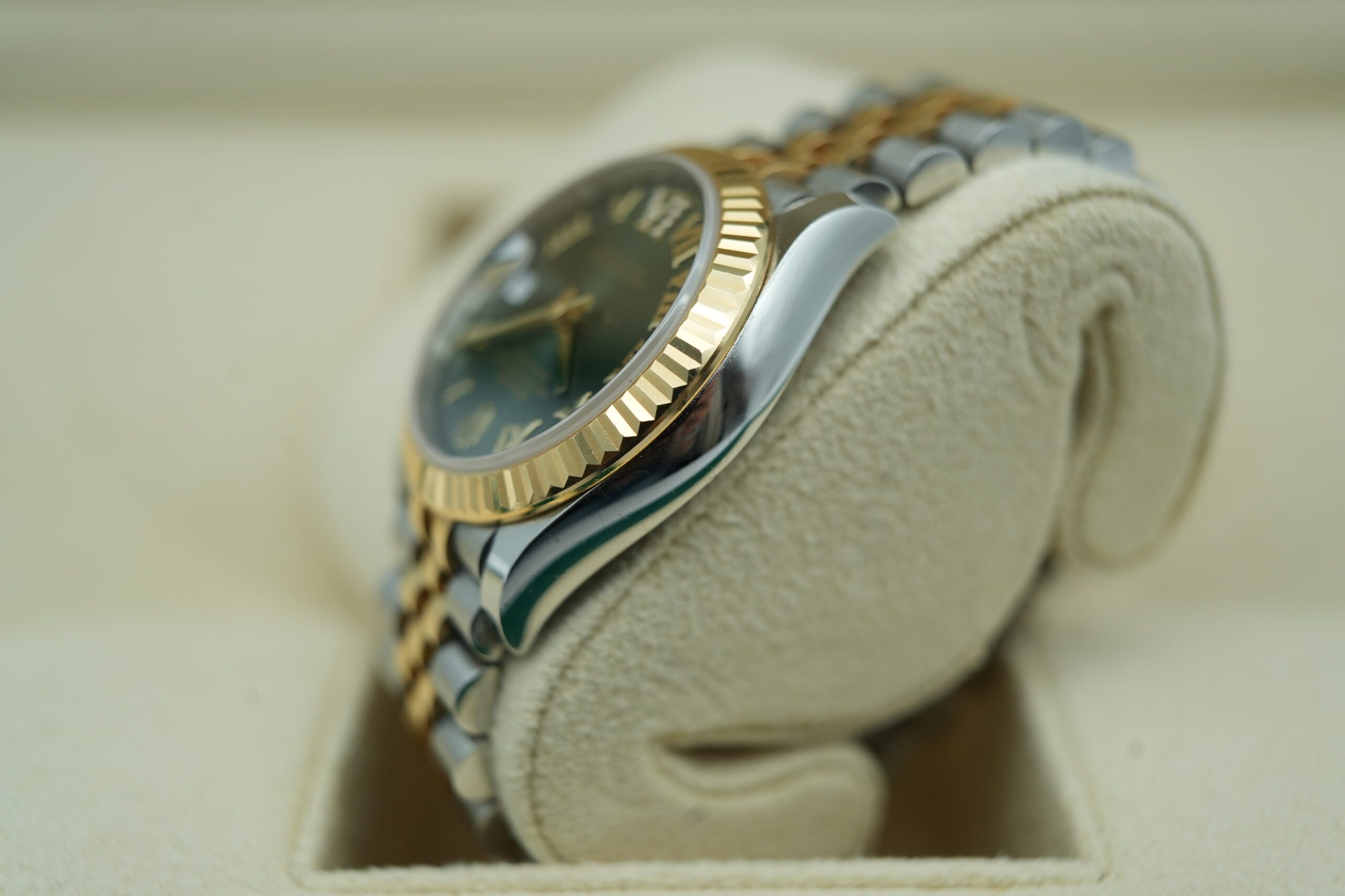 Rolex 278273 Datejust 31 Olive Green Roman dial