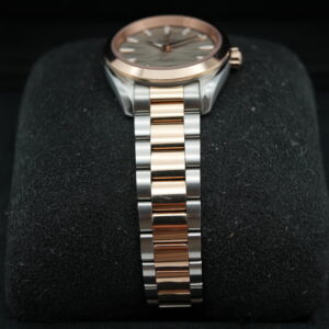 Omega 22020342006001 Seamaster Aqua Terra 150M view 3