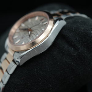 Omega 22020342006001 Seamaster Aqua Terra 150M view 6