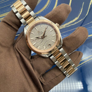 Omega 22020342006001 Seamaster Aqua Terra 150M view 1